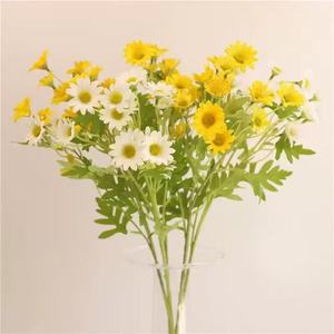 باقة من الزهور الأشياء الزخرفية خلفية الزفاف الزهور الاصطناعية ديكور الزفاف البابونج ديزي - Product Image 1