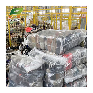 Top ventes, chaussures de marque d'occasion pour hommes et femmes, chaussures de football d'occasion, vente en gros de chaussures de football d'occasion - Product Image 4