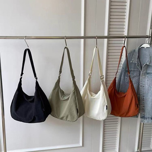 Borsa personalizzata in tela di <span class=keywords><strong>cotone</strong></span> per borsa <span class=keywords><strong>da</strong></span> viaggio stampata all'aperto che può essere trasportata a tracolla o sulla spalla - Product Image 1