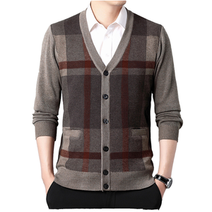 Suéter Cárdigan de Punto a Cuadros para Hombre, Cuello en V, Abotonado, Manga Larga, Informal, de Invierno, con Bolsillos, Venta al por Mayor, Logotipo Personalizado, OEM, ODM - Product Image 1