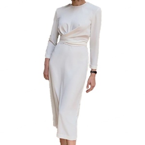 Robe moulante personnalisée OEM de haute qualité pour femme, collection automne-hiver, à manches longues, col rond, taille cintrée, longueur midi, style habillé - Product Image 4
