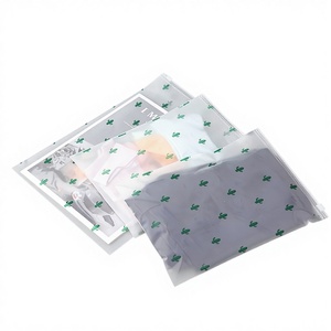 ถุงซิปใส่เสื้อผ้ากันน้ำแบบด้าน ซิปล็อค ทนทาน บรรจุภัณฑ์ภายนอกแบบกำหนดเอง พิมพ์ซิลค์สกรีน สำหรับถุงเท้าและรองเท้า - Product Image 1