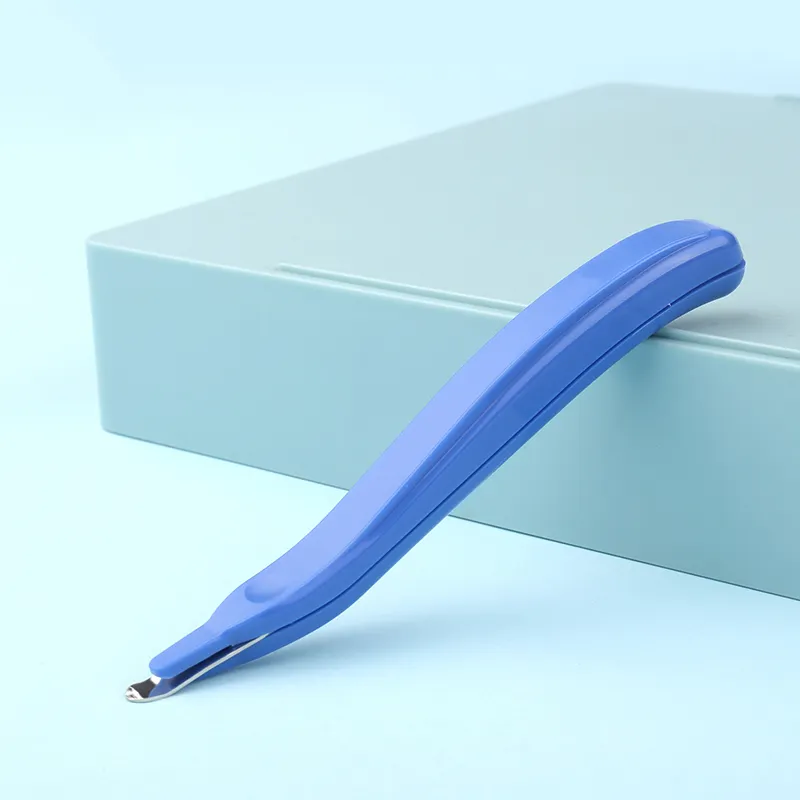 Mini light portable convenient storage and labor-saving pen-shaped stapler removal 5096