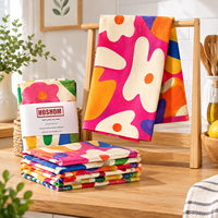 Essuie-tout décoratif Hoshom avec bordure à pompons, en coton, impression vive, personnalisable, motif scène de cuisine merveilleuse