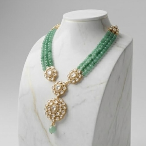 Conjunto de Collar Clásico de Plata 925 para Mujer con Cuentas Verdes y Trabajo Kundan, Joyería Tradicional India, Conjunto de Aretes para Novia - Product Image 3