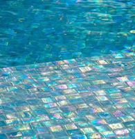 Ubin Mosaik Kaca Jade Iridescent Biru Langit Transparan Modern untuk Kolam Renang