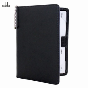 Porta Tarjetas de Puntuación de Golf Plegable Personalizado de Cuero Boshiho con Cadena para Exteriores - Product Image 3