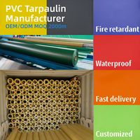 Rouleaux de bâche tricotée ignifuge en tissu maille polyester enduit PVC 500D 450-650 g/m² sur mesure OEM pour sacs de livraison