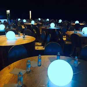 Logo personalizzato LED Orb Deco palla centrotavola luci LED <span class=keywords><strong>lampade</strong></span> da tavolo palla effetto pubblicitario luminoso per eventi giardini fiere - Product Image 4