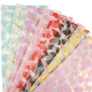 Papier d'emballage floral translucide imprimé papillon coloré durable, papier d'emballage cadeau floral élégant et doux pour les fleuristes - Product Image 1