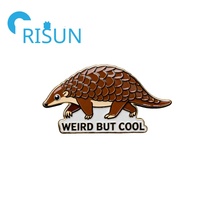 Grosir Pin hewan aneh kartun trenggiling bros kustom logam landak Hydrangea trengolin Pin bros Enamel lencana