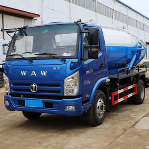Camión de succión de aguas residuales diésel pequeño de 2000 galones y 10 m Euro 3, con sistema manual de succión potente para inodoros y vacío de fosas sépticas - Product Image 1