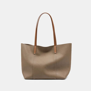 Sac fourre-tout surdimensionné en cuir véritable de haute qualité pour femmes, personnalisable, fermeture éclair, utilisation quotidienne, voyage, toutes saisons - Product Image 2