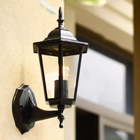 Lampe murale extérieure de style moderne en aluminium avec verre LED pour portail principal