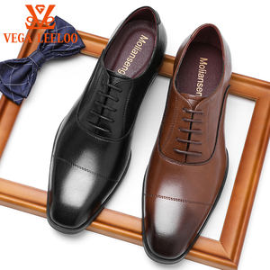 <span class=keywords><strong>Scarpe</strong></span> eleganti in <span class=keywords><strong>pelle</strong></span> di lusso <span class=keywords><strong>scarpe</strong></span> fatte a mano da <span class=keywords><strong>uomo</strong></span> su misura <span class=keywords><strong>scarpe</strong></span> eleganti con suola in gomma completamente verniciate a mano - Product Image 2