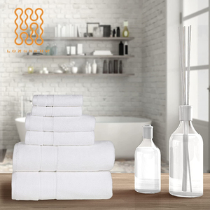 Serviettes de qualité supérieure 600 GSM 100% coton filé à l'anneau Séchage rapide Très absorbantes Toucher doux Parfaites pour un usage quotidien - Product Image 4