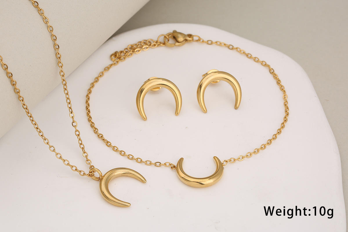 ชุดดวงจันทร์สีทอง