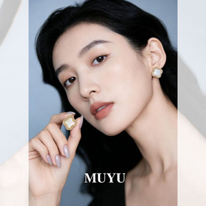 Mother Of Pearl Four Leaf Clover Stud Earrings Gold Plated S925 Silver Needle With Zircon Inlay For Gift - Product Image 2