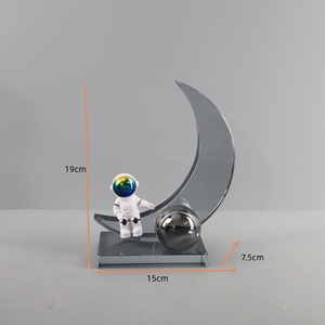 قطع ديكور غرفة المعيشة للمنزل رائد الفضاء سطح المكتب راتنج الجسم المزخرف - Product Image 3