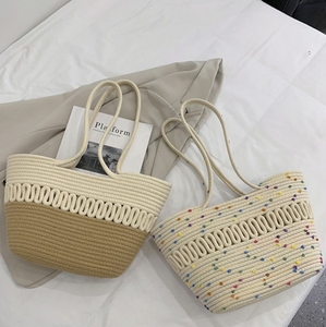 Bolso <span class=keywords><strong>de</strong></span> hombro <span class=keywords><strong>de</strong></span> mujer <span class=keywords><strong>de</strong></span> gran capacidad con diseño calado y tejido, estilo cesta <span class=keywords><strong>de</strong></span> ganchillo <span class=keywords><strong>de</strong></span> hilo <span class=keywords><strong>de</strong></span> algodón, tendencia 2026 para verano - Product Image 2