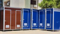 Cabine de toilettes mobile préfabriquée au design moderne de l'usine CGCH, WC public chimique en EPS pour camping extérieur, maison et hôtel en acier
