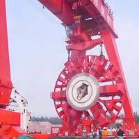 Grue de portique pour tunnelling de 200 tonnes, hauteur de levage de 15 m et portée de 33 m, avec réducteur de moteur PLC pour chemins de fer, ports et mines