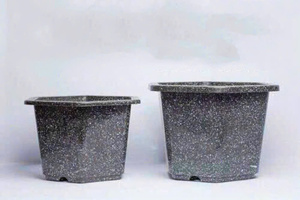 กระถางต้นไม้พลาสติก PP ทรงหกเหลี่ยมเป็นมิตรกับสิ่งแวดล้อมน้ำหนักเบาทนทานสำหรับต้นไม้และดอกไม้ขายส่งขนาดกลาง - Product Image 6