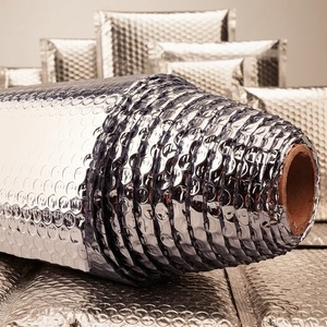 Materiale Isolante Riflettente <span class=keywords><strong>per</strong></span> il Calore con Bolle d'Aria in Alluminio/PET Metallizzato <span class=keywords><strong>per</strong></span> l'<span class=keywords><strong>Isolamento</strong></span> di Allevamenti Avicoli - Product Image 1
