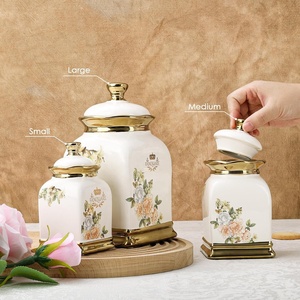 <span class=keywords><strong>Set</strong></span> di 3 contenitori floreali con finiture in argento, vasetti decorativi in ceramica, barattolo per biscotti e zuccheriera con coperchio ermetico - Product Image 6