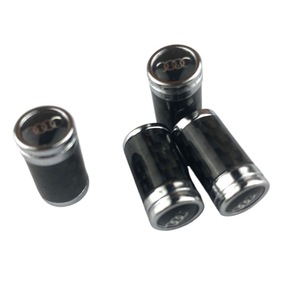 Ensemble de 4 bouchons de valve en fibre de carbone, bouchons de valve universels pour roues de voiture avec logo, en aluminium - Product Image 3