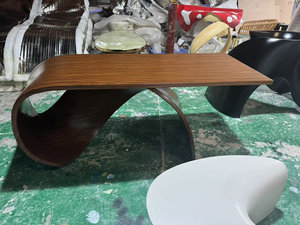 Fangyuzheng ý đồ nội thất cong bảng Thiết kế sợi thủy tinh gỗ sơn tùy chỉnh độc đáo Bàn cà phê cho phòng khách sạn - Product Image 4