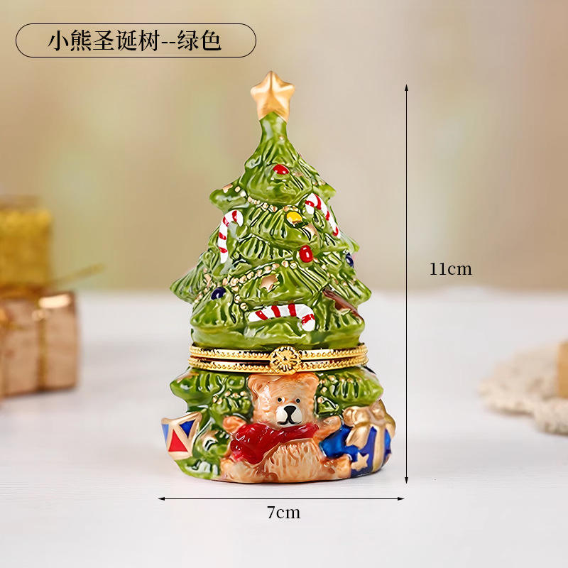 Green bear Christmas tree