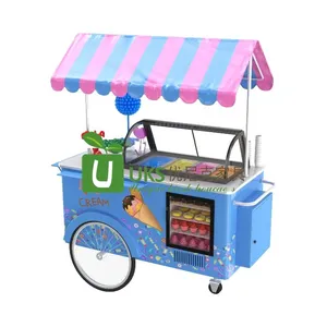 Großhandel Fabrik preis Sweet Food Cart Italienische Eiscreme Hand Push Cart mit Display Gefrier schrank Stand und bunte Abdeckung