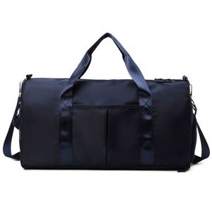 กระเป๋าเดินทางแบบดัฟเฟิลกันน้ำ พกพาสะดวก สำหรับผู้หญิง พร้อมโลโก้ - Product Image 1