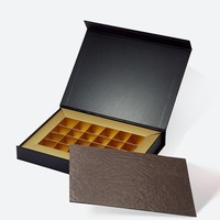 Boîte cadeau magnétique noire personnalisée avec plateau séparateur doré, emballage pour chocolats et bonbons, multi-compartiments, logo, vente en gros