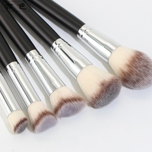 Kit de 14 pinceaux de maquillage synthétiques à manche en bois, pinceaux professionnels pour le visage et les yeux, étiquette privée, couleur personnalisée, ensemble de beauté - Product Image 4