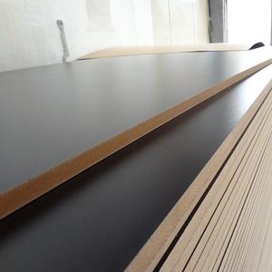 18mm高光沢チーク材メラミン<span class=keywords><strong>MDF</strong></span>ボードE1ホルムアルデヒド発光複合床材と外壁パネル用 - Product Image 2