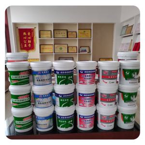 Toit en métal au design moderne Peinture isolante imperméable à l'eau Revêtements de toiture en silicone Revêtement imperméabilisant de qualité supérieure - Product Image 5