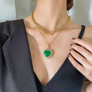 Fashion Eco-friendly Copper 12-10MM Cubic Zirconia Bridal Floral Pendant Earrings Jewelry Sets for Glamorous Wedding Events - Product Image 5