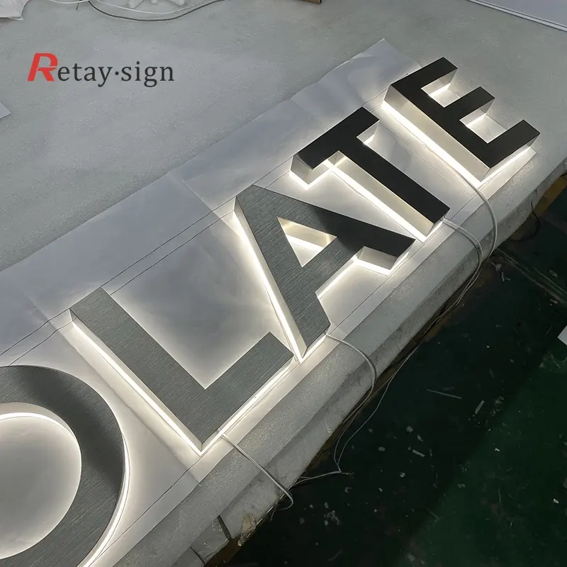 Letreros electrónicos de negocios al aire libre personalizados letras retroiluminadas de canal 3D acrílico luz blanca