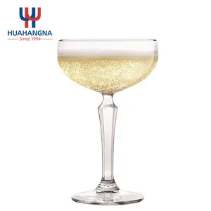 Kreative Martini Brille 215ml 7oz handgemachte künstlerische kristall klare Cocktail gläser für Bar Hochzeits feier