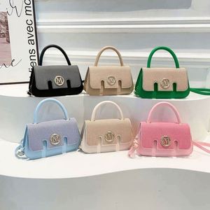 Sac à bandoulière carré vintage pour femme K2220, couleur bonbon, avec chaînes, sangle simple - Product Image 1