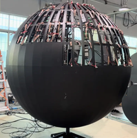 Écran LED dôme intérieur 4D P2.5, fréquence de rafraîchissement 3840Hz, taille personnalisable pour théâtre volant et expérience immersive virtuelle