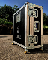 Équipement audio professionnel Haut-parleur Active Line Array Flight Case Étanche avec roue
