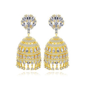 أقراط كشميرية على الطراز الهندي التقليدي مرصعة بالزركون، مطلية بالذهب عيار 18 قيراط، تصميم مجوف مع شراشيب للعرائس - Product Image 4