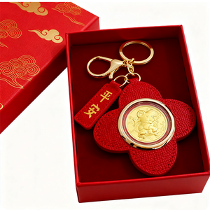 Porte-clés en cuir rouge avec logo personnalisé, pièce de monnaie en or pur, animaux de dessin animé mignons pour cadeau souvenir d'entreprise - Product Image 1