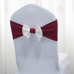 <span class=keywords><strong>Housse</strong></span> <span class=keywords><strong>de</strong></span> <span class=keywords><strong>chaise</strong></span> élégante à motif floral avec nœud papillon pour décoration <span class=keywords><strong>de</strong></span> <span class=keywords><strong>mariage</strong></span> en hôtel - Product Image 1