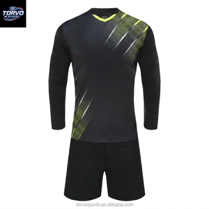 เสื้อฟุตบอลผู้ชาย PT รุ่นใหม่ ปี 2026 ระบายอากาศได้ดี ผลิตจากโพลีเอสเตอร์ 100% โลโก้ด้านหน้า แขนสั้น แห้งเร็ว ทรงพอดีตัว คุณภาพไทย - Product Image 1
