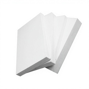 Panneau en mousse PVC WPC blanc, épaisseur 8 mm, densité 0,6 g/cm3, matériaux plastiques décoratifs pour portes d'armoires - Product Image 1