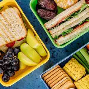 Sac isotherme jetable en aluminium coloré et portable pour emballages de café, lait et thé à emporter, respectueux de l'environnement - Product Image 5